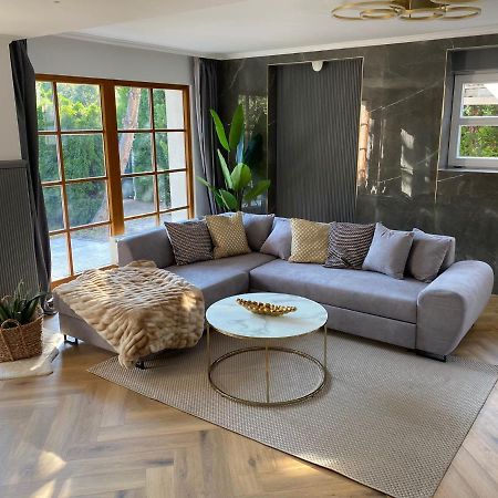 Serenity Prague Villa With Garden Jacuzzi Exteriér fotografie